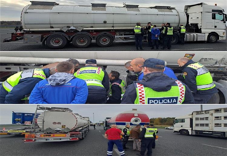 Slika /slike/foto ICPC/foto ICPC 2025/ICPC T46_25/nsl ICPC T46 20-11_25.jpg